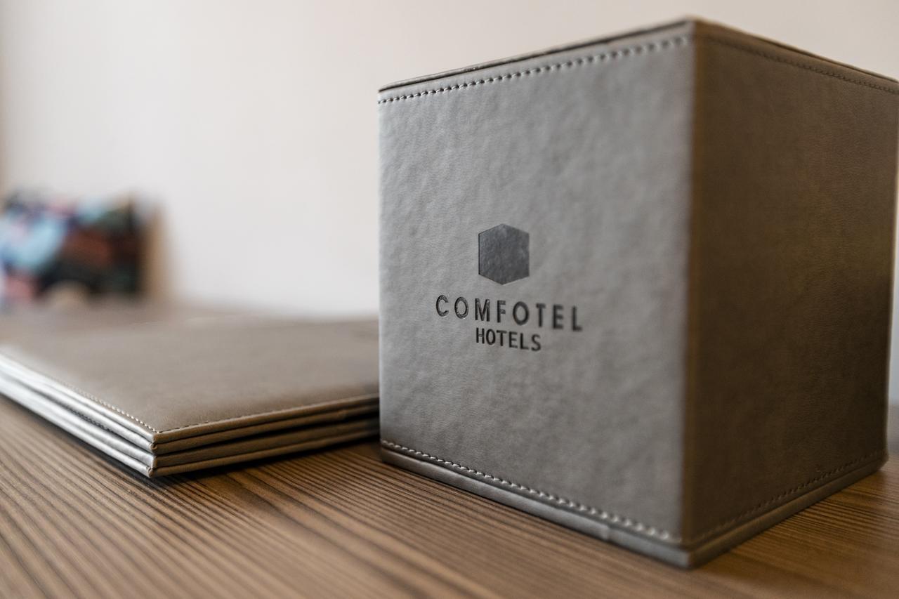 Comfotel Prpl Londres Exterior foto